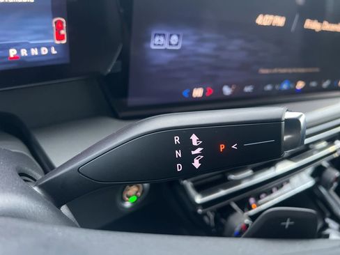 New 2026 Chevrolet Traverse LT w/ Midnight/Sport Edition image 12