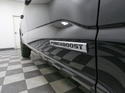 Used 2021 Ford F150 Lariat w/ Max Trailer Tow Package image 8