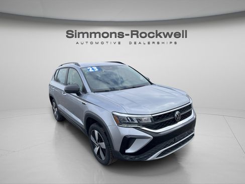Used 2023 Volkswagen Taos S w/ Driver Assistance Package image 3