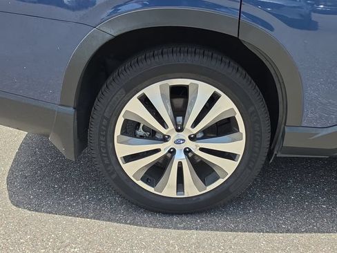 Used 2019 Subaru Ascent Limited AWD/4WD image 5