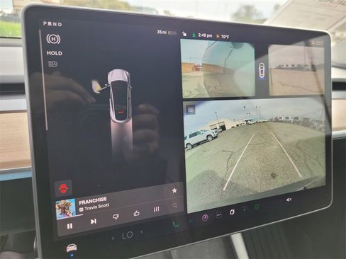 Used 2024 Tesla Model Y Performance image 21