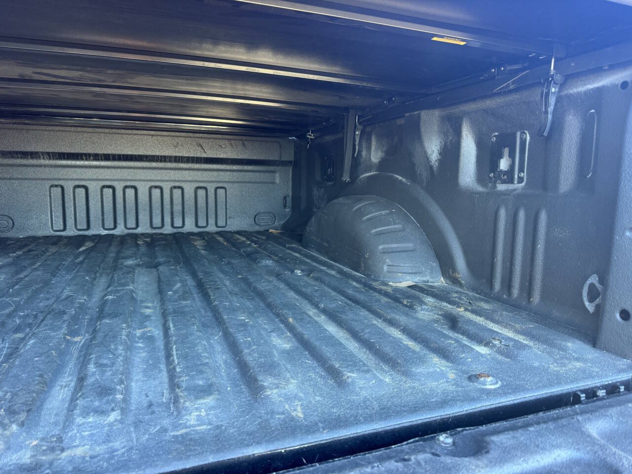 Used 2017 Ford F250 XL w/ Power Equipment Group AWD/4WD image 29