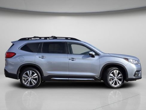 Used 2022 Subaru Ascent Limited w/ Technology Package image 10