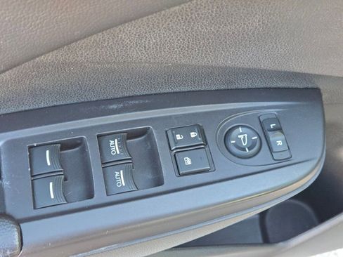 Used 2015 Acura RDX FWD image 18