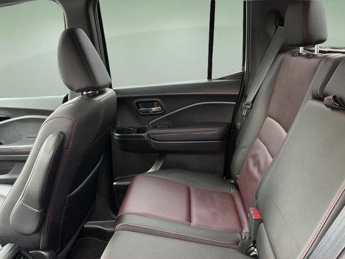 Used 2021 Honda Ridgeline Black Edition image 15