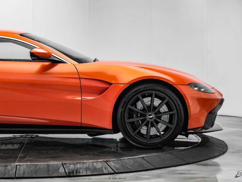Used 2020 Aston Martin V8 Vantage Coupe RWD image 27