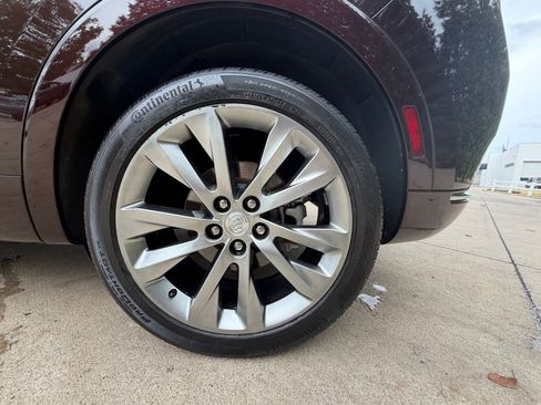 Used 2021 Buick Envision Avenir image 36