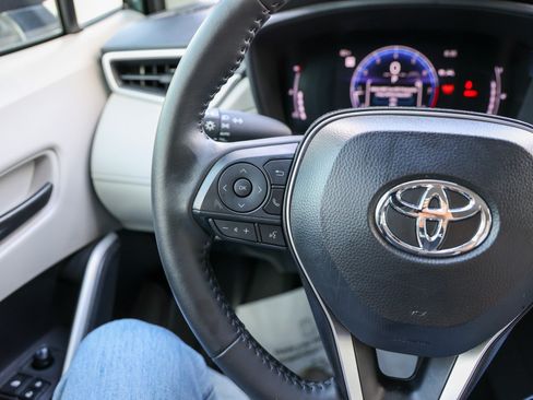Certified 2026 Toyota Corolla Cross LE FWD image 46