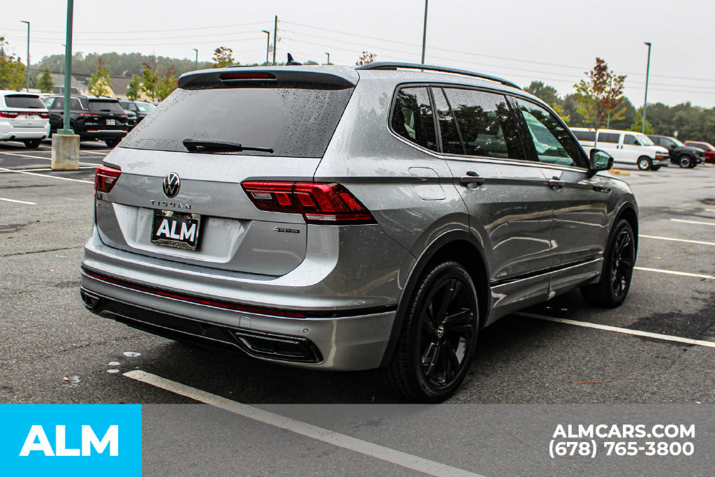 Used 2023 Volkswagen Tiguan SE R-Line AWD/4WD image 5
