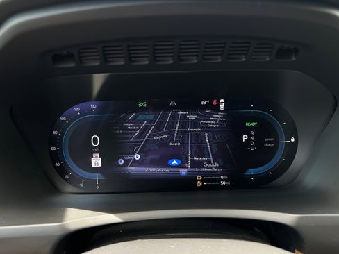 Certified 2023 Volvo XC90 T8 Core image 17