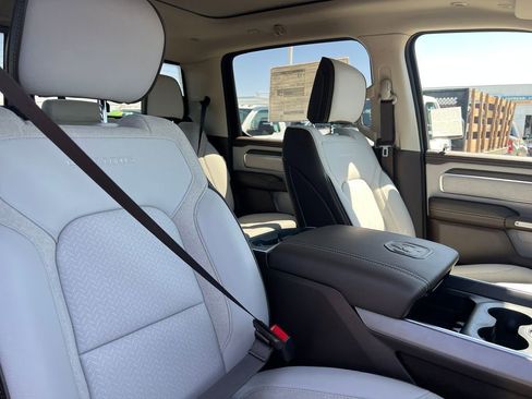New 2026 RAM 1500 Laramie AWD/4WD image 14