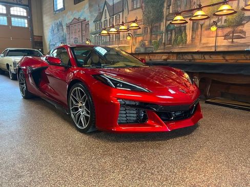 Used 2024 Chevrolet Corvette Z06 image 1