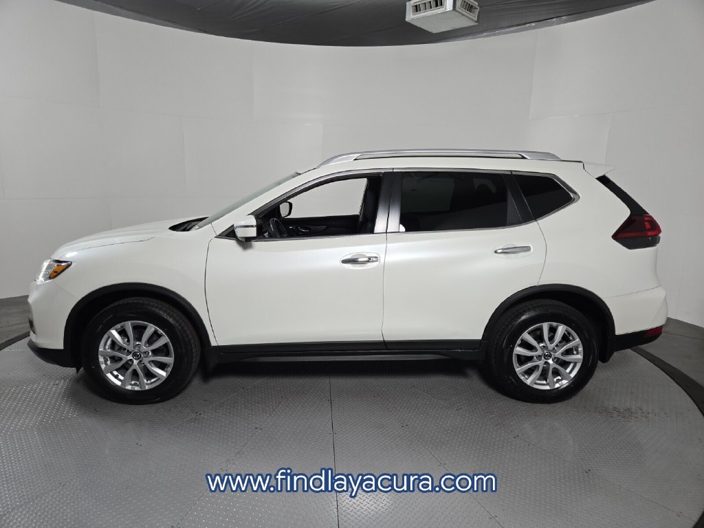 Used 2018 Nissan Rogue SV w/ Premium Package AWD/4WD image 3