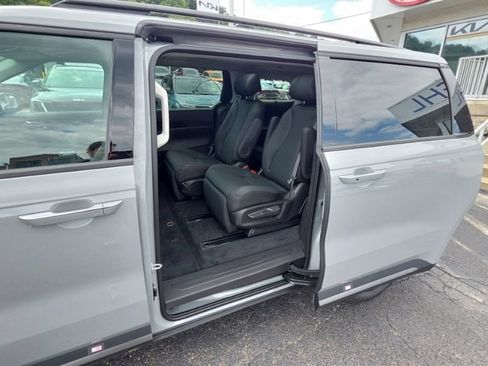 New 2027 Kia Carnival SX Prestige FWD image 22