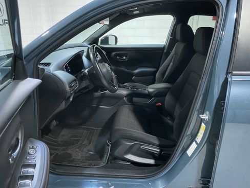 Used 2024 Honda HR-V Sport image 2