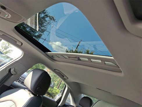 Certified 2022 Audi A4 2.0T Prestige w/ Prestige Package image 19