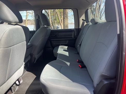 Used 2015 RAM 1500 Express AWD/4WD image 14