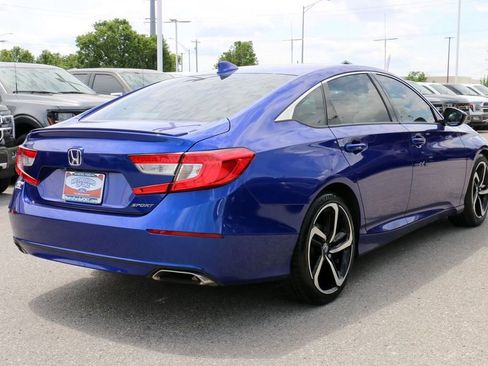 Used 2019 Honda Accord Sport image 5
