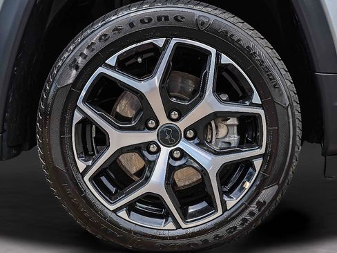 Used 2025 Jeep Compass Limited AWD/4WD image 28