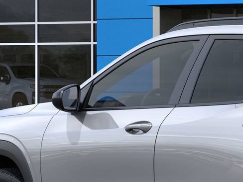 New 2026 Chevrolet Trax RS w/ Sunroof Package FWD image 12