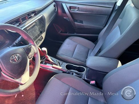 Used 2019 Toyota Corolla LE image 9