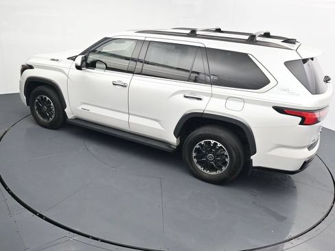 Used 2023 Toyota Sequoia Limited w/ TRD Off-Road Package AWD/4WD image 13