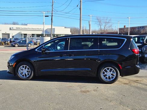 New 2026 Chrysler Voyager LX image 2