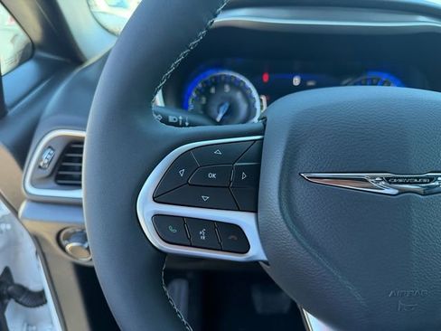 New 2026 Chrysler Voyager LX FWD image 17