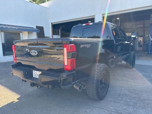Used 2024 Ford F250 Lariat w/ Sport Appearance Package AWD/4WD image 4