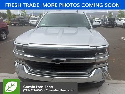 Used 2018 Chevrolet Silverado 1500 LT w/ All Star Edition AWD/4WD image 2