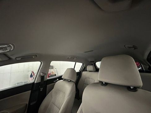 Used 2020 Kia Sportage LX image 25