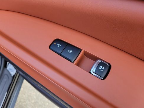 New 2026 Kia Carnival EX image 11