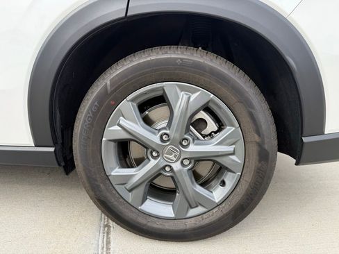 Certified 2026 Honda HR-V LX image 10