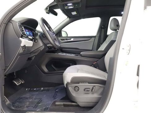 Used 2024 Volkswagen Atlas Cross Sport SEL R-Line image 13