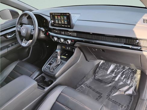 Used 2024 Honda CR-V Sport Touring image 14