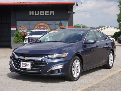 Used 2022 Chevrolet Malibu LT FWD image 3