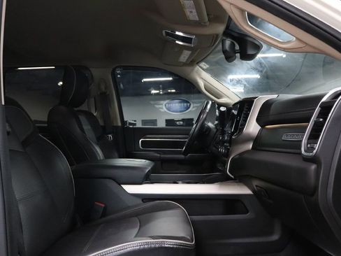 Used 2020 RAM 2500 Laramie image 21