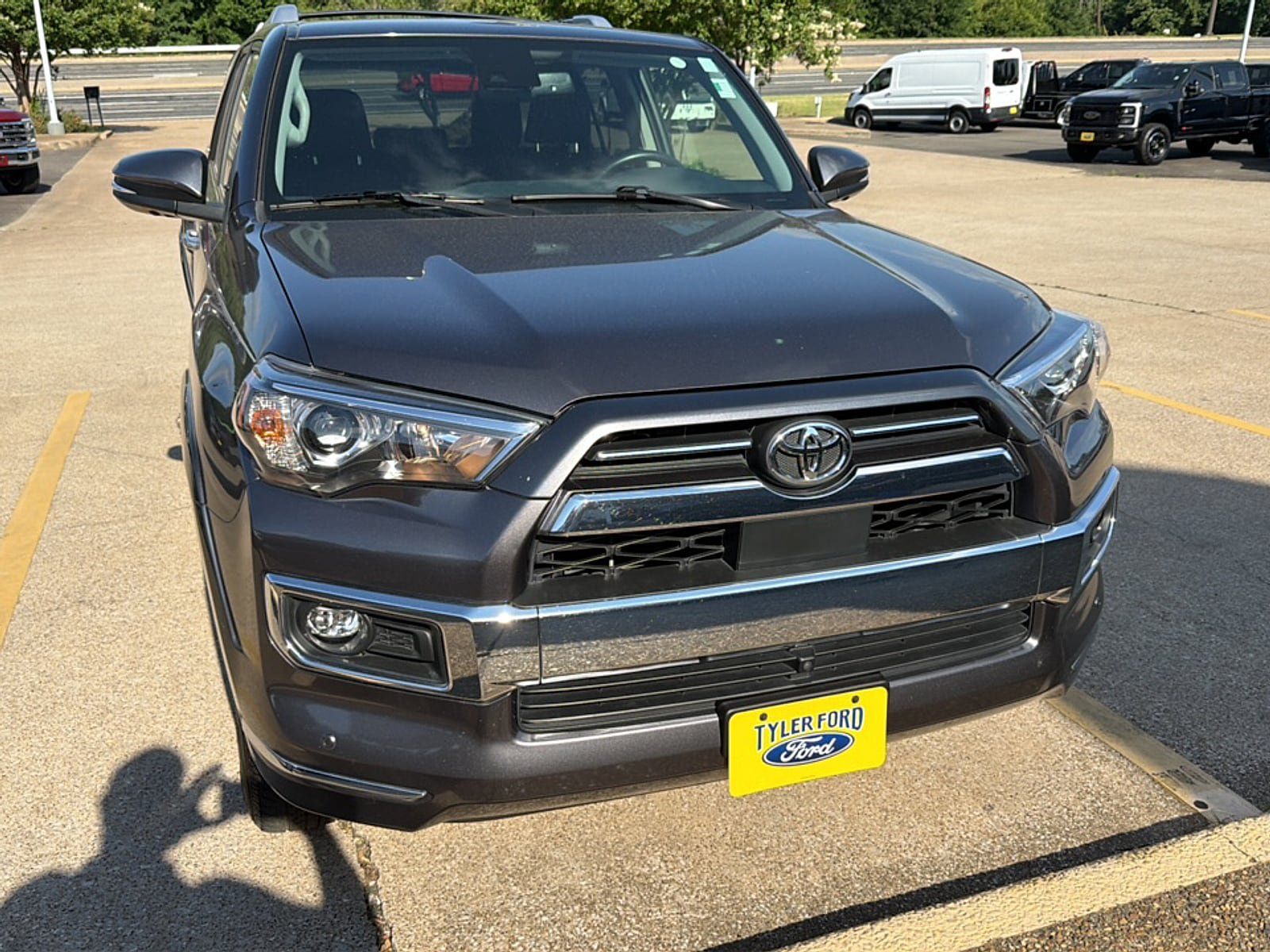 Used 2023 Toyota 4Runner Limited AWD/4WD image 4