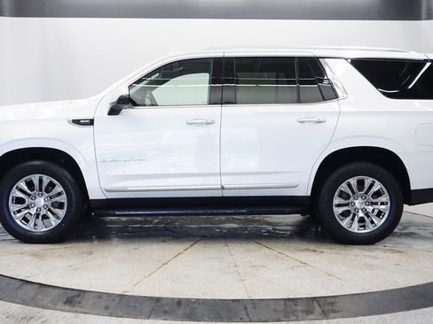 Used 2021 GMC Yukon Denali image 2