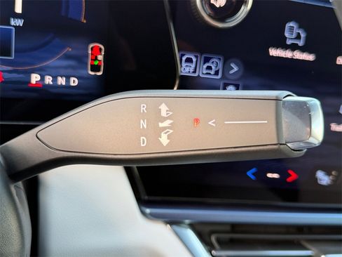 New 2026 Chevrolet Equinox EV LT image 20