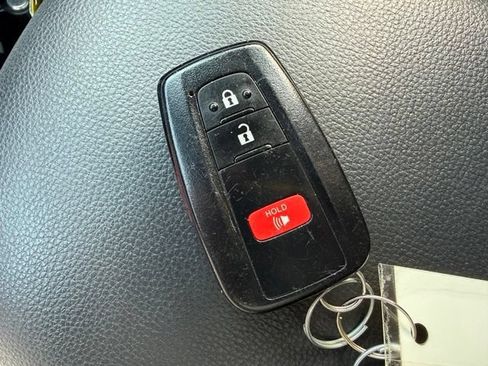 Used 2020 Toyota RAV4 XLE w/ All Weather Liner Package AWD/4WD image 15