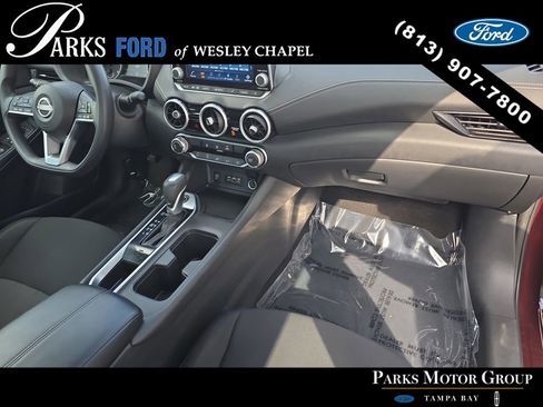 Used 2024 Nissan Sentra SV image 9