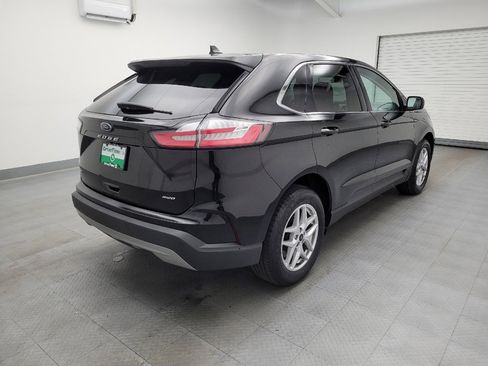 Used 2023 Ford Edge SEL image 9