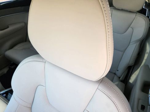 New 2026 Volvo XC90 B6 Ultra w/ Protection Package image 6