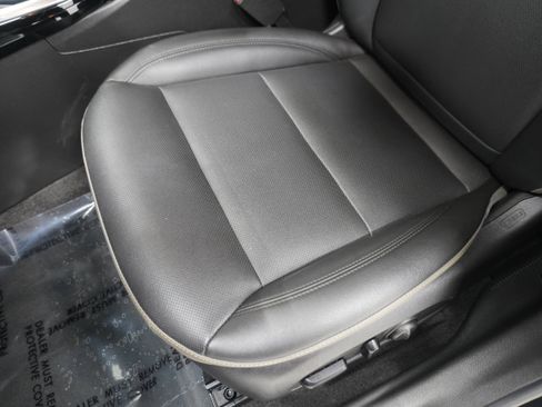 Used 2025 Chevrolet Trax ACTIV FWD image 11