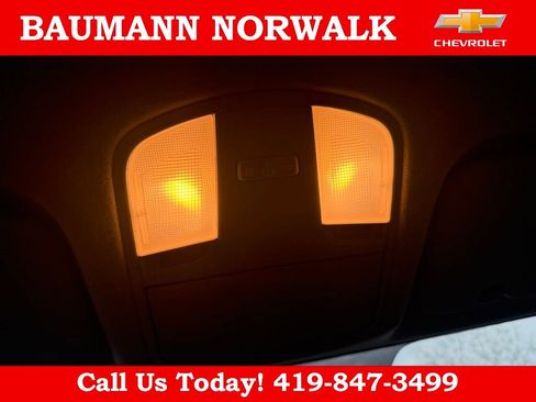 Used 2017 Hyundai Elantra SE image 19