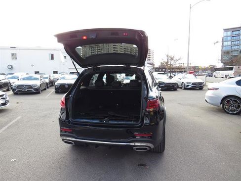 Certified 2021 Mercedes-Benz GLC 300 GLC 300 4MATIC w/ AMG Line image 31