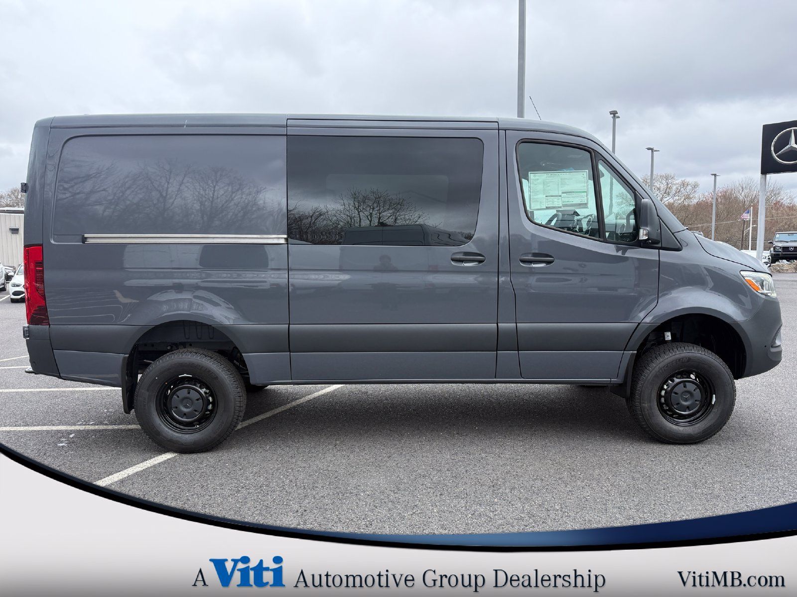 Used 2026 Mercedes-Benz Sprinter 2500 image 9