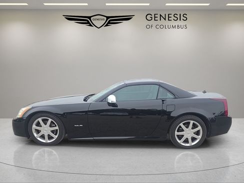 Used 2005 Cadillac XLR RWD image 8