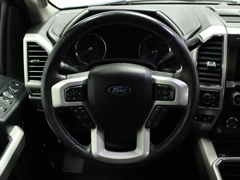 Used 2019 Ford F250 Lariat w/ Tow Technology Bundle image 23